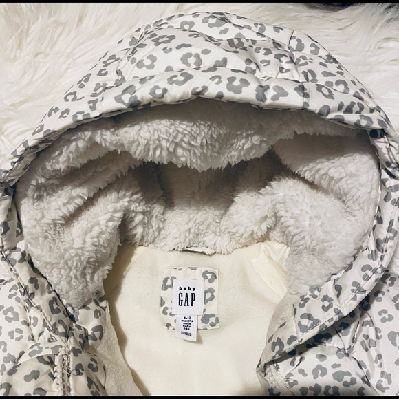 Baby Girl’s Gap Jacket, 6-12 mo - Picture 3 of 4